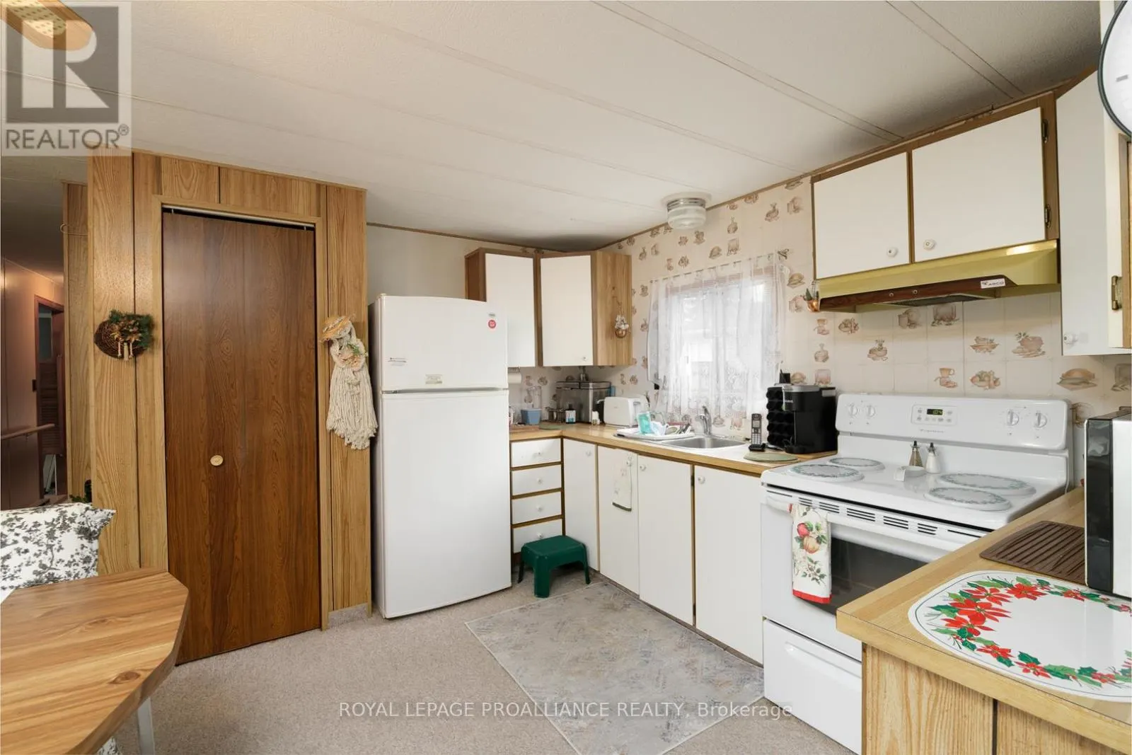 15 THRUSH LANE