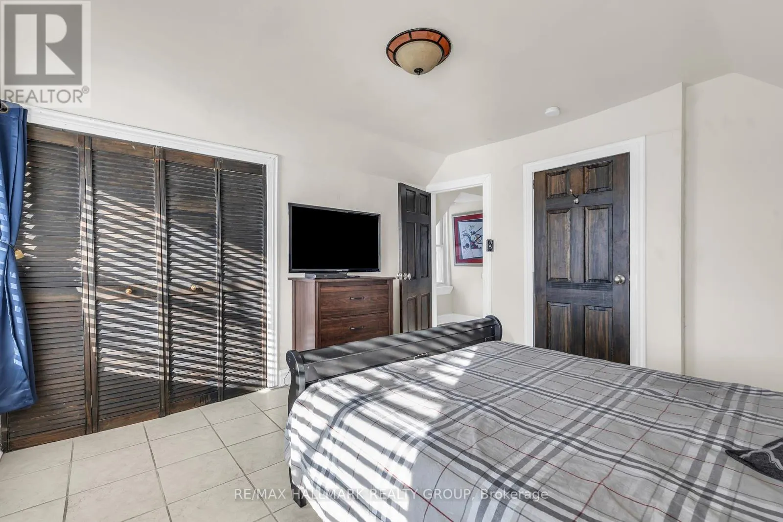 477 BOOTH STREET