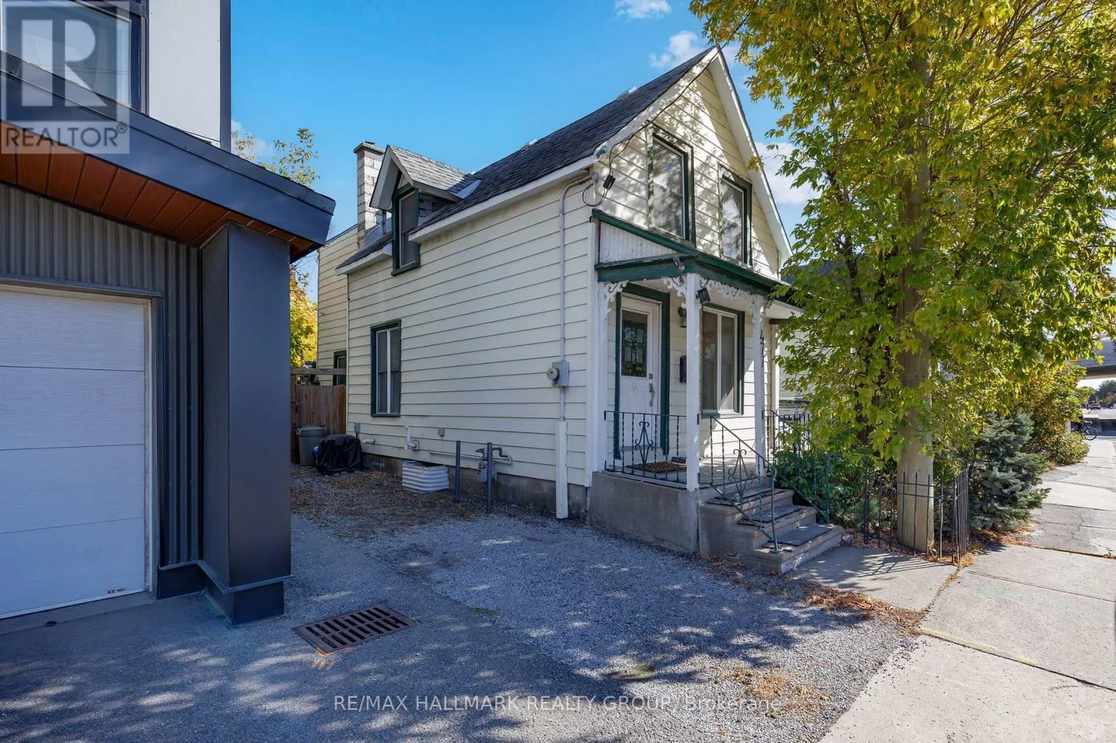 477 BOOTH STREET