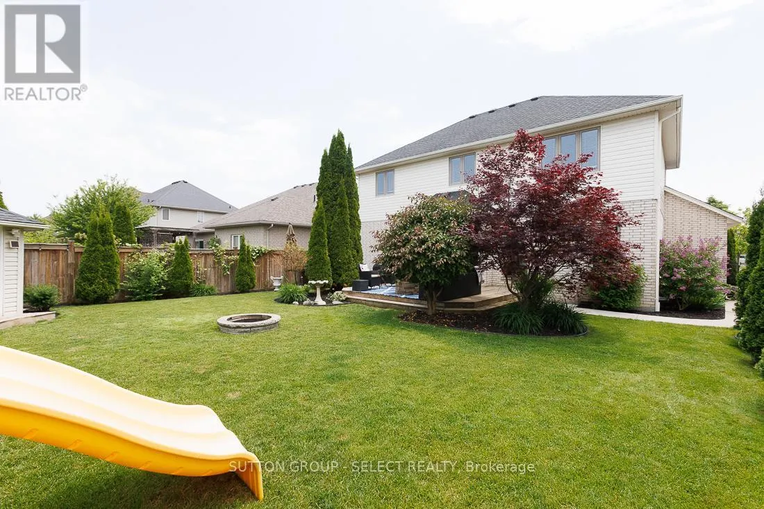 382 PLANE TREE DRIVE