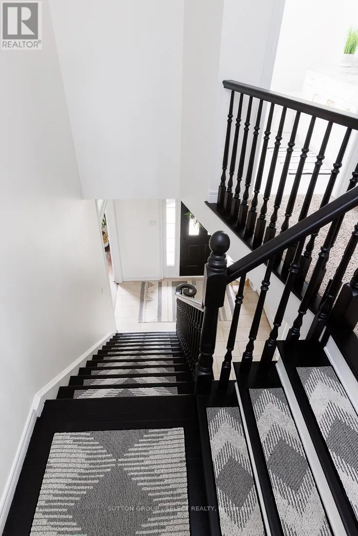 382 PLANE TREE DRIVE