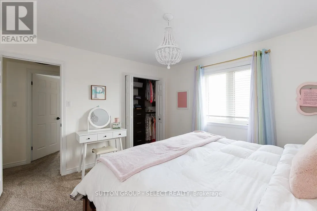 382 PLANE TREE DRIVE