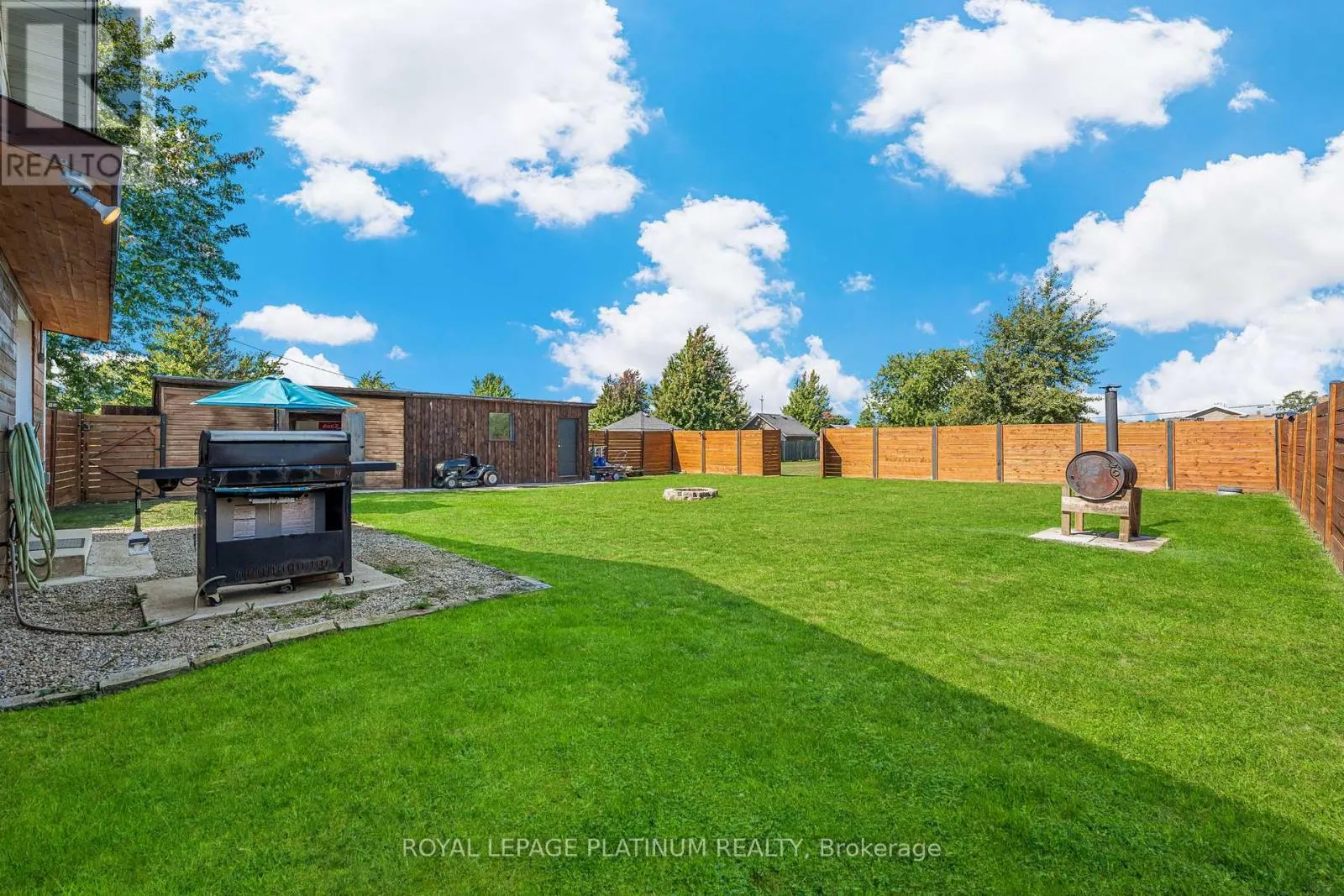 4546 SHERKSTON ROAD