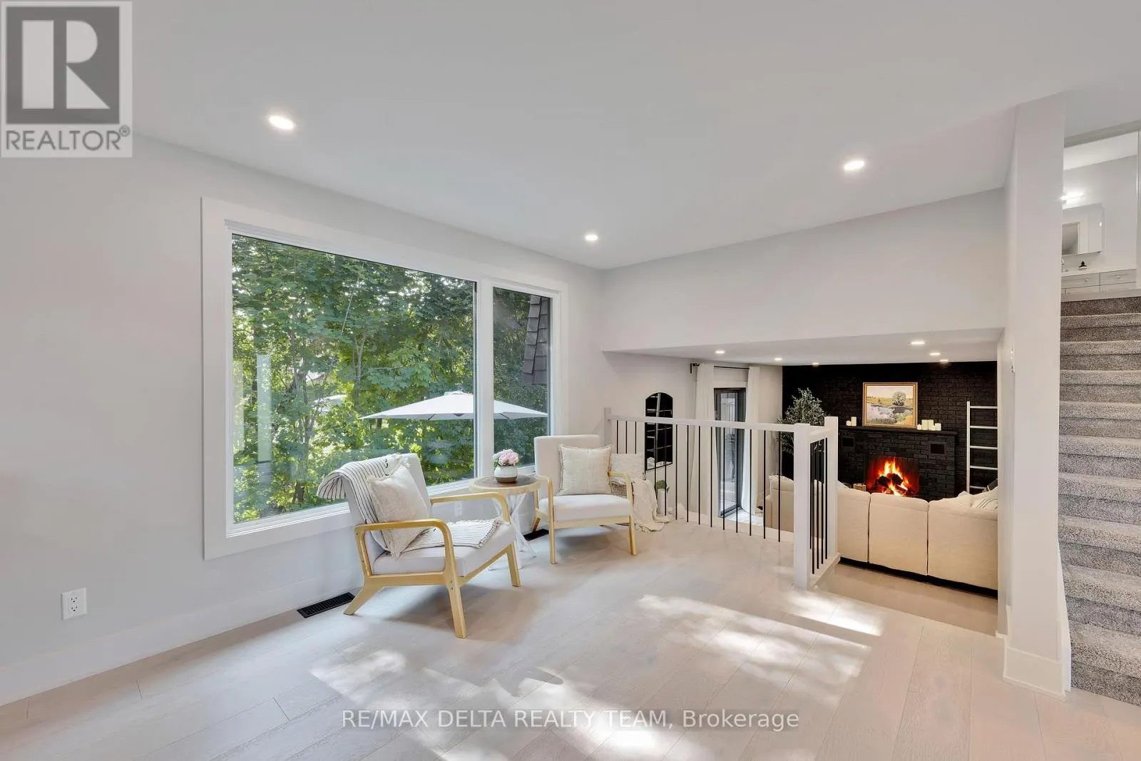 2556 GRAVELLE CRESCENT