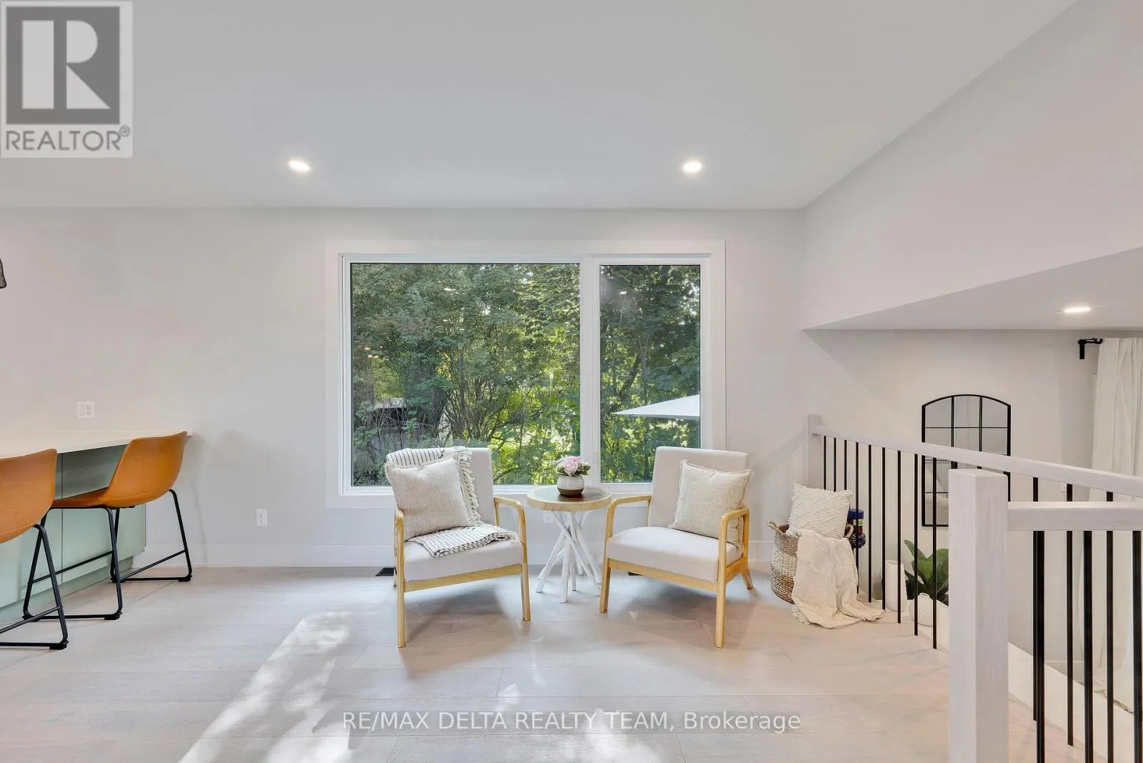 2556 GRAVELLE CRESCENT