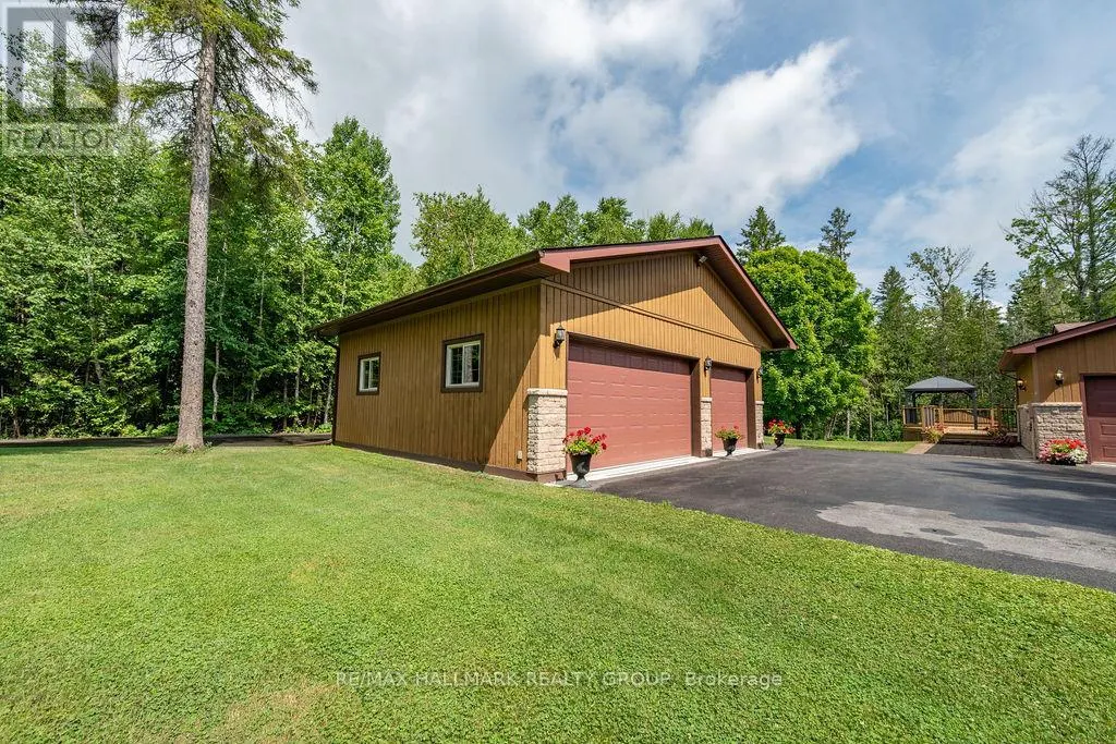 206 DEERWOOD DRIVE