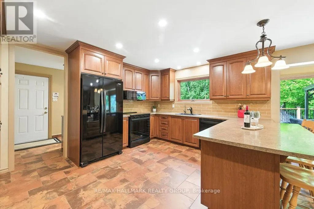 206 DEERWOOD DRIVE