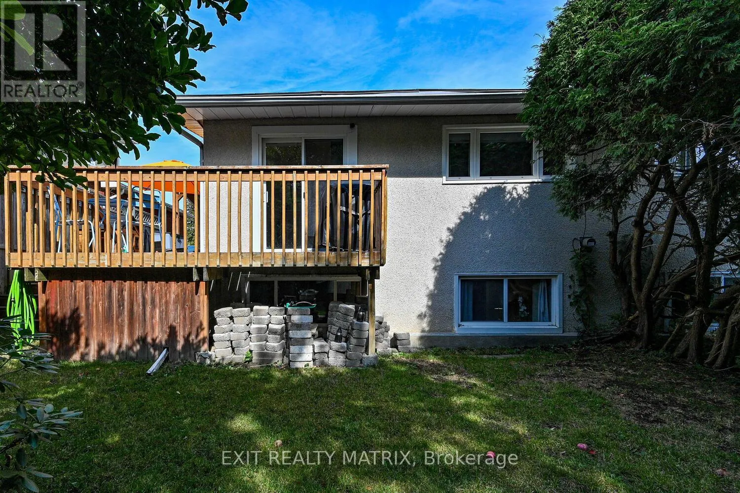 90 CHESTERTON DRIVE