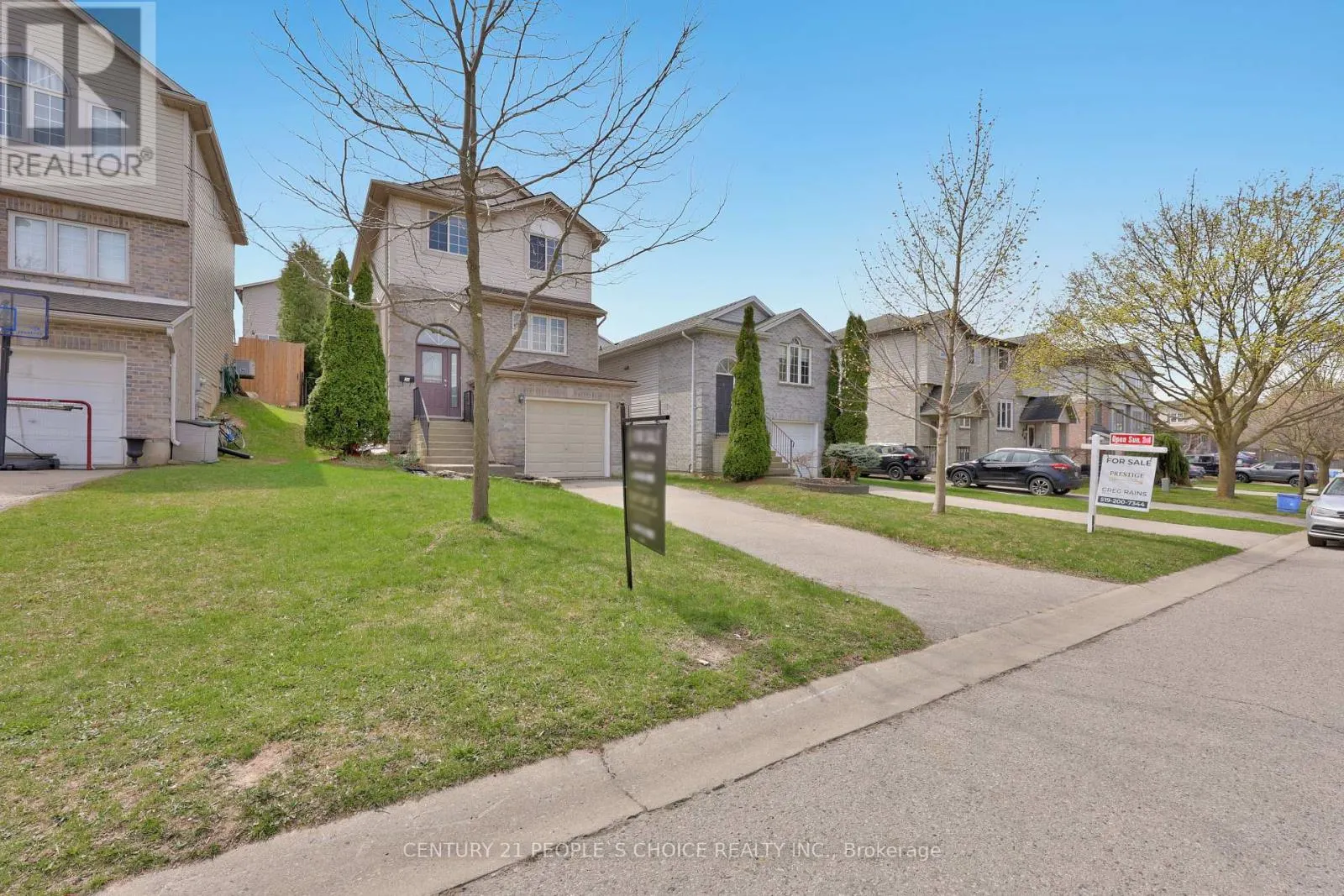 34 PHAIR CRESCENT
