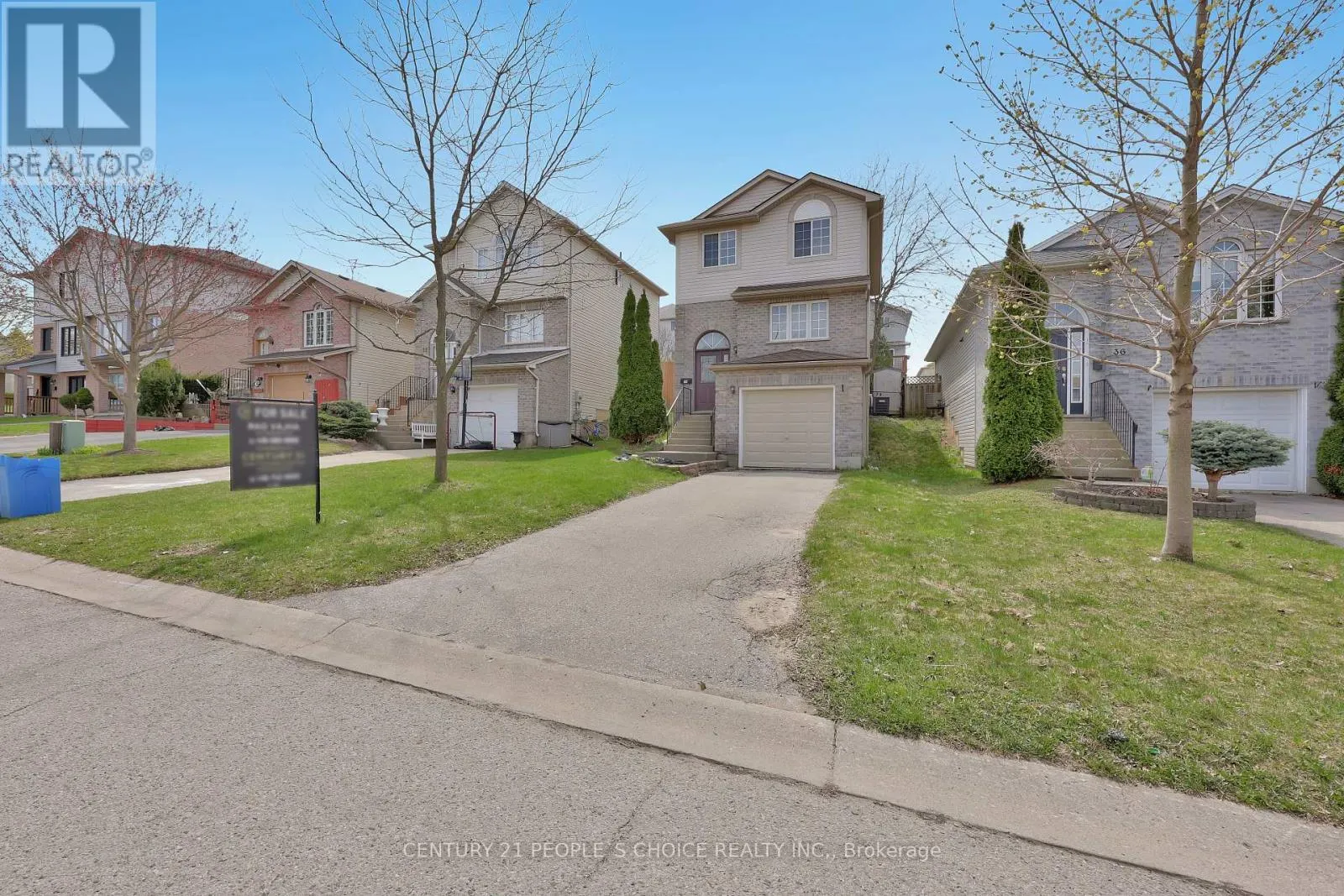34 PHAIR CRESCENT