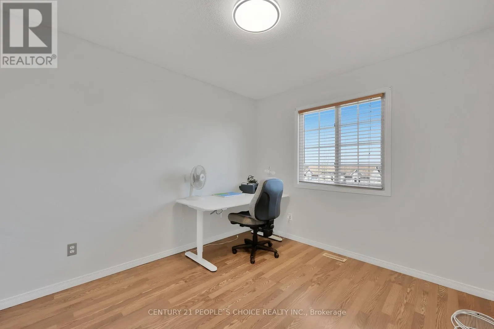 34 PHAIR CRESCENT