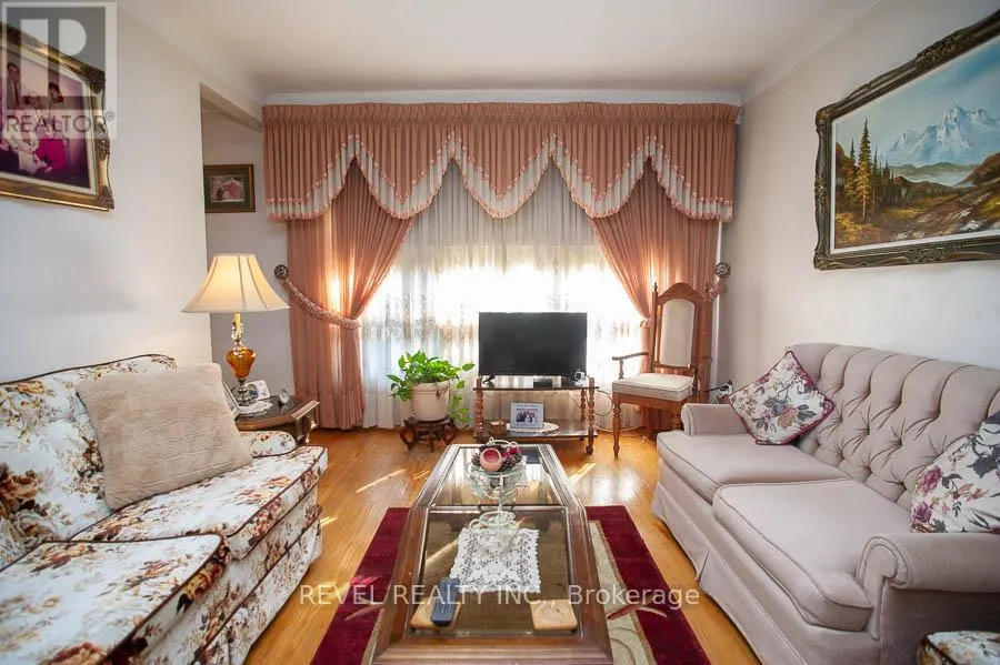 10 LINDEN AVENUE