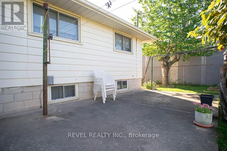 10 LINDEN AVENUE