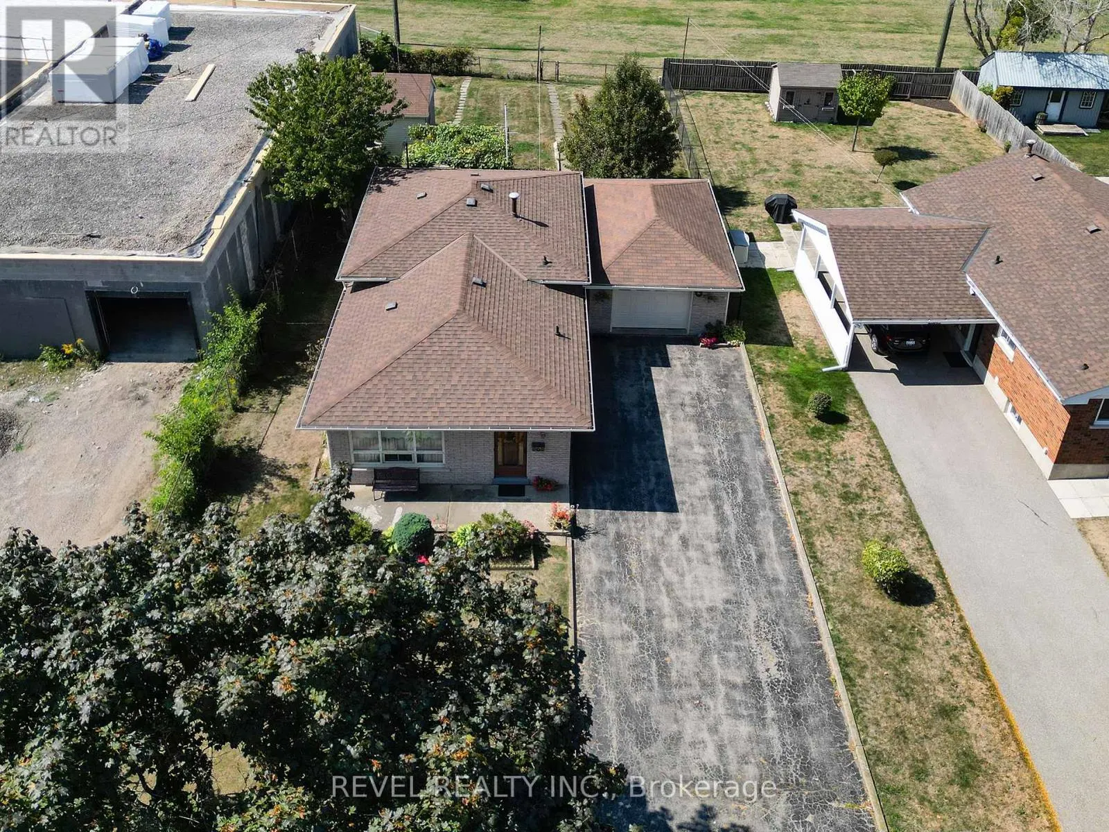 10 LINDEN AVENUE