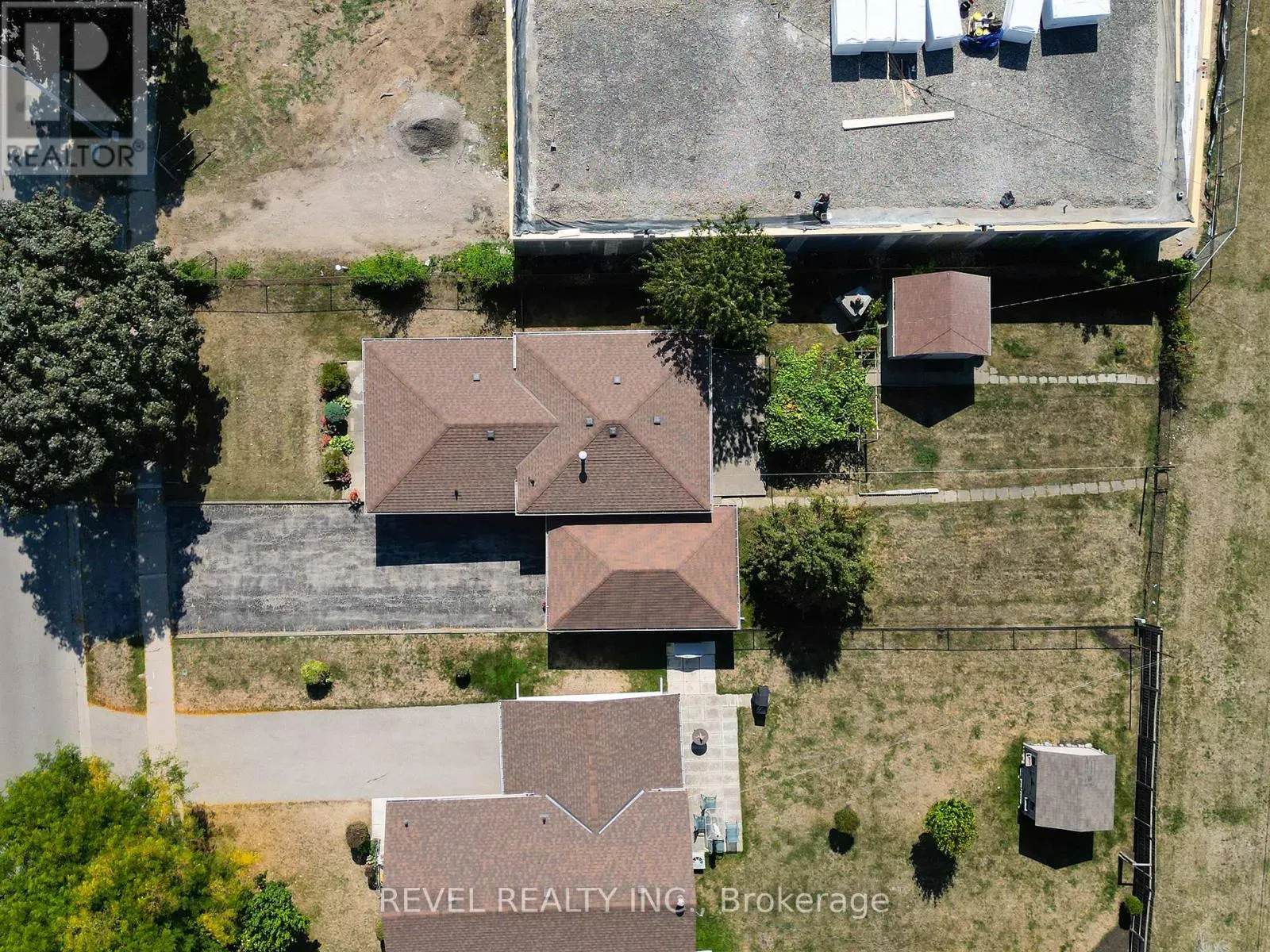 10 LINDEN AVENUE