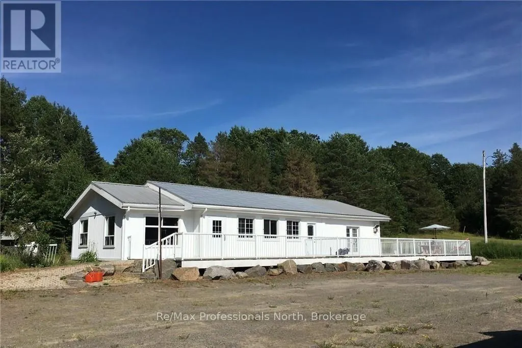 2180-2186 HIGHWAY 141