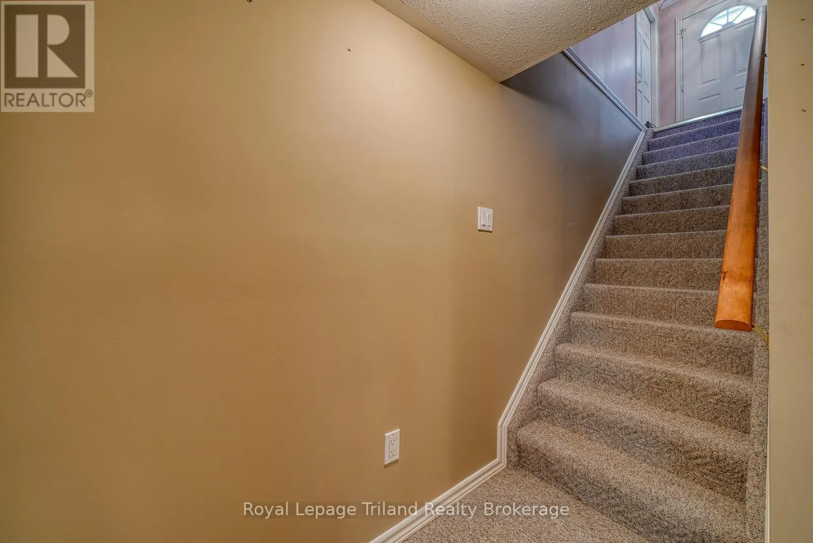5 - 928 LORENE STREET, #5