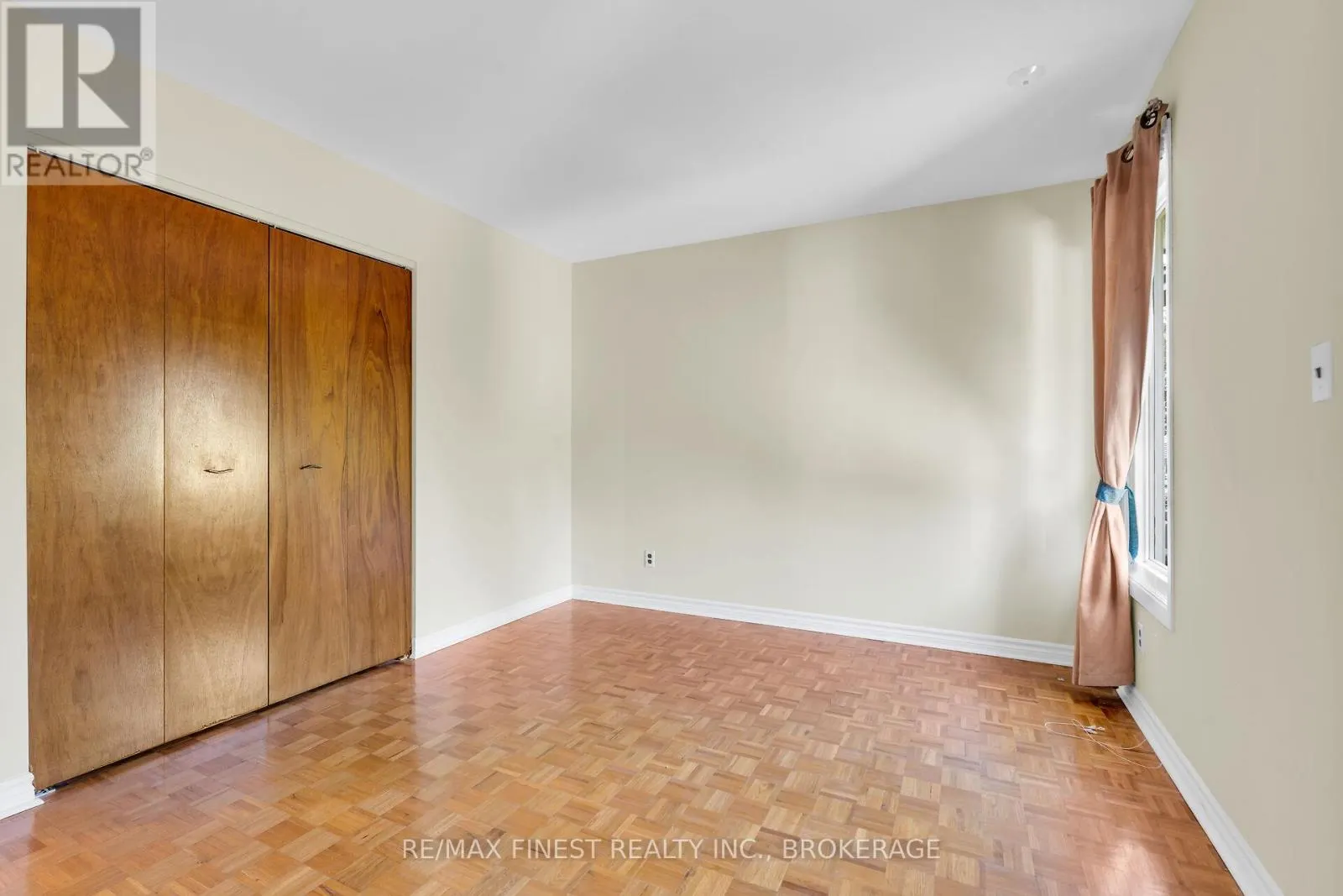 7 HUFF AVENUE