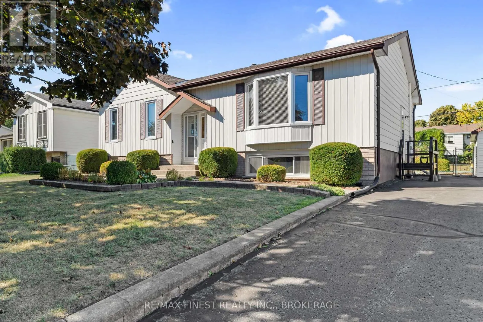 7 HUFF AVENUE