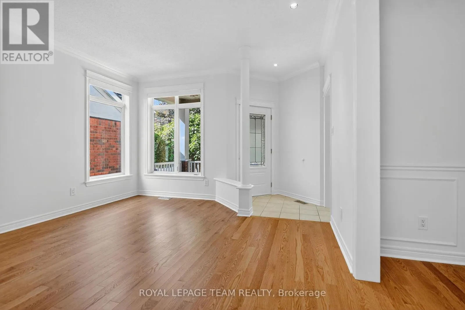 6 STONECROFT TERRACE