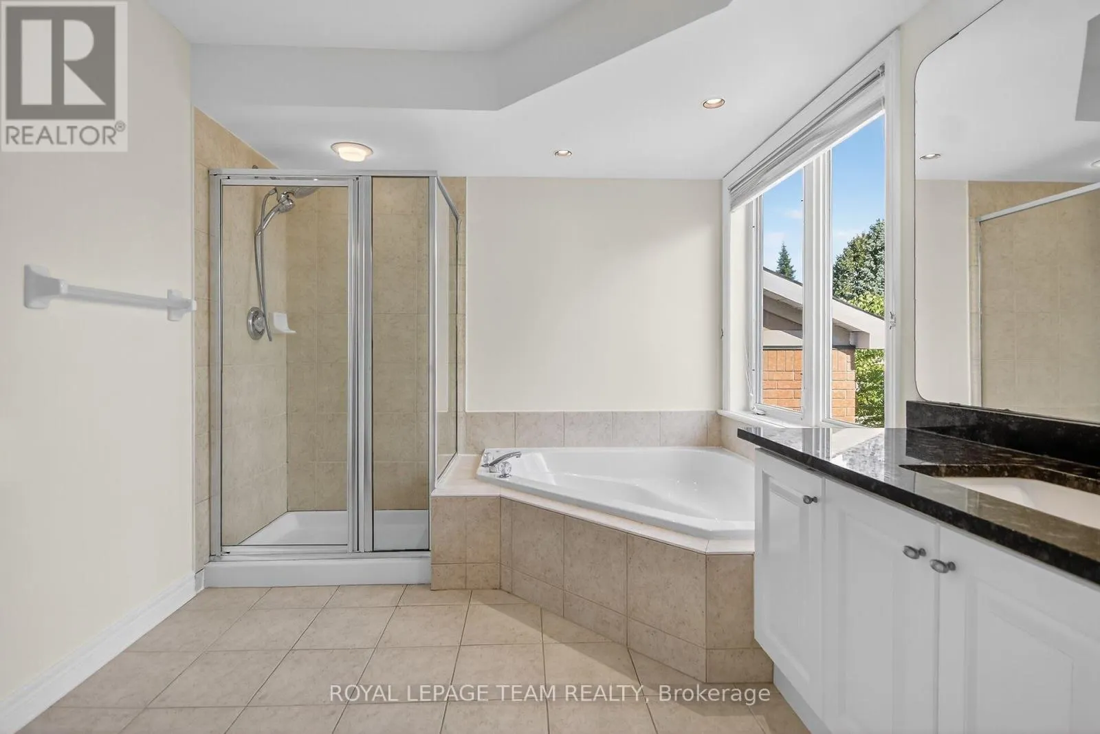 6 STONECROFT TERRACE