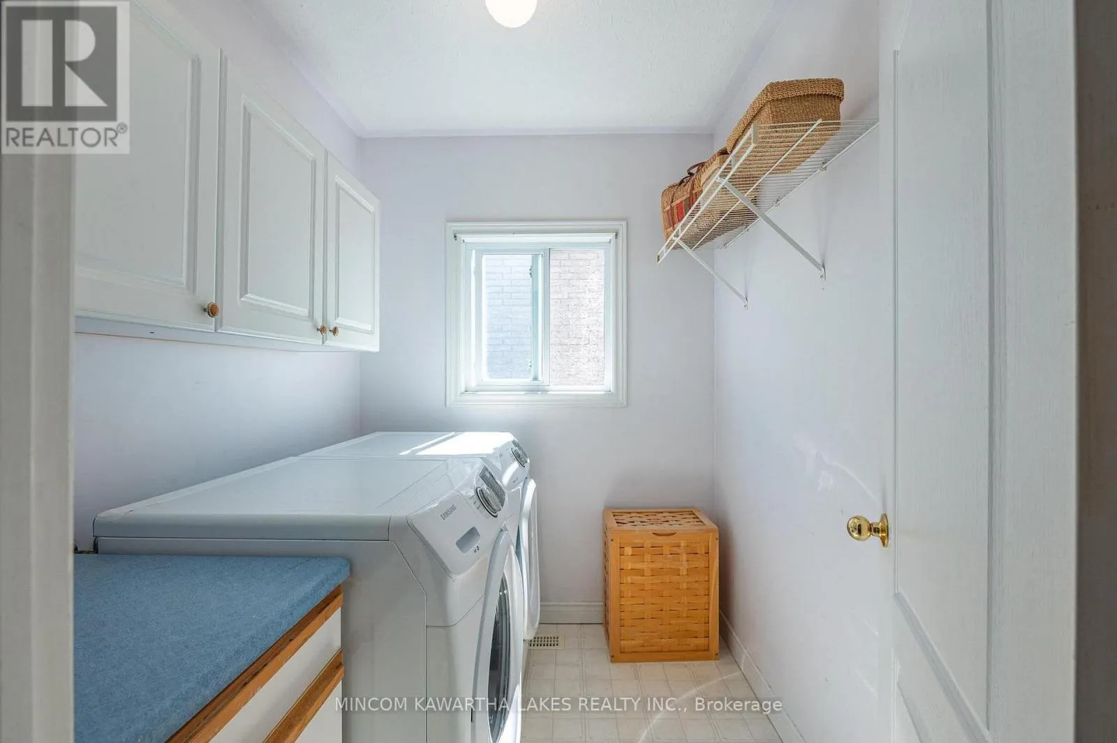 850 HEMLOCK STREET