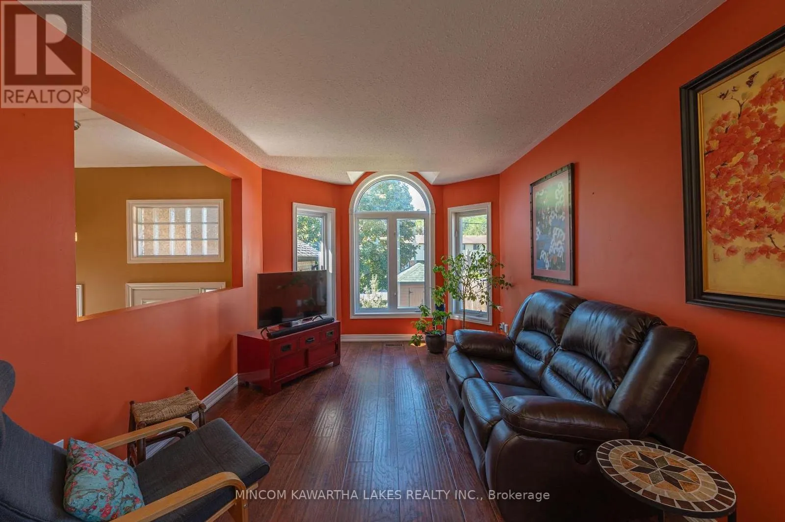 850 HEMLOCK STREET