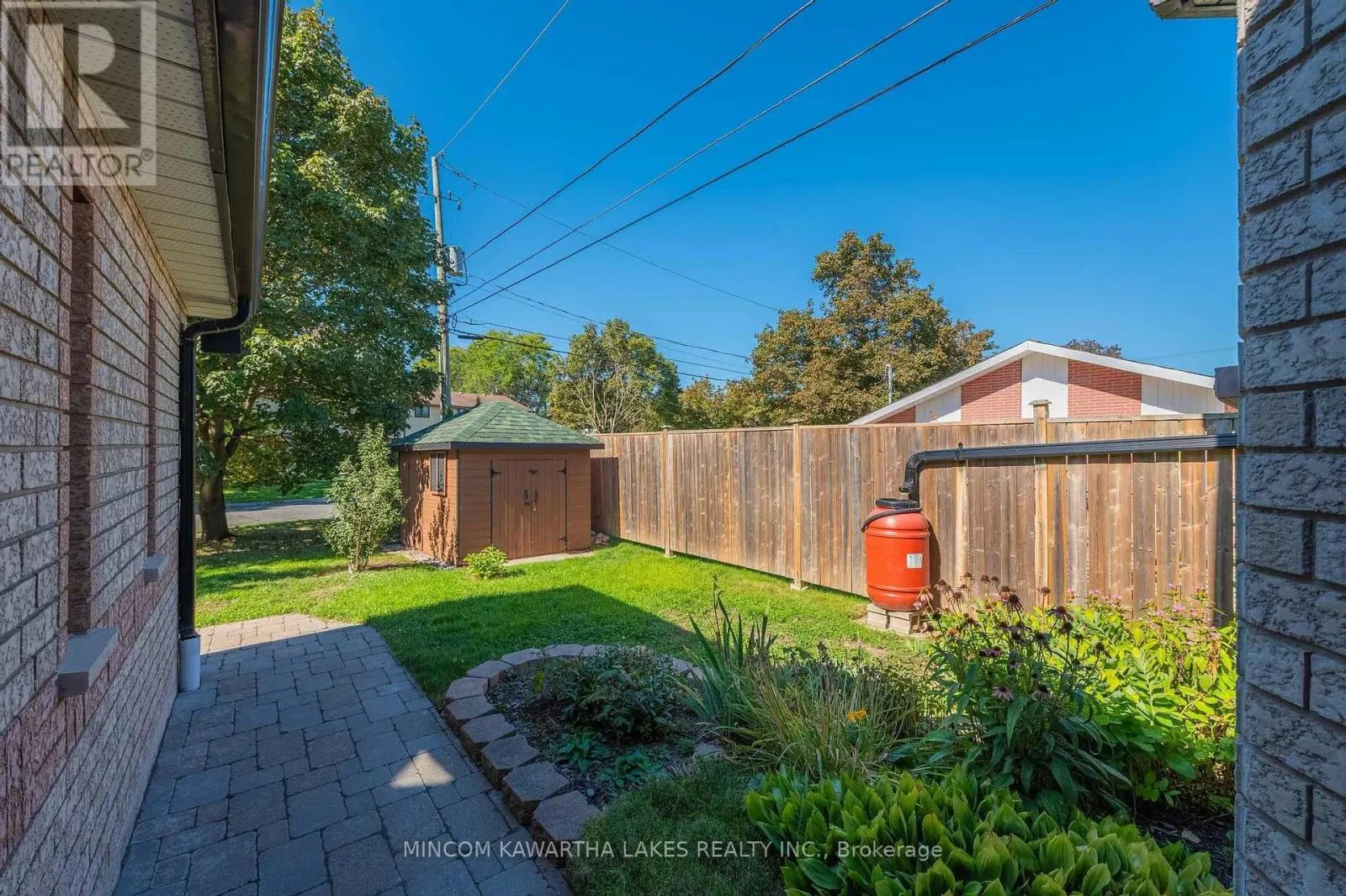 850 HEMLOCK STREET