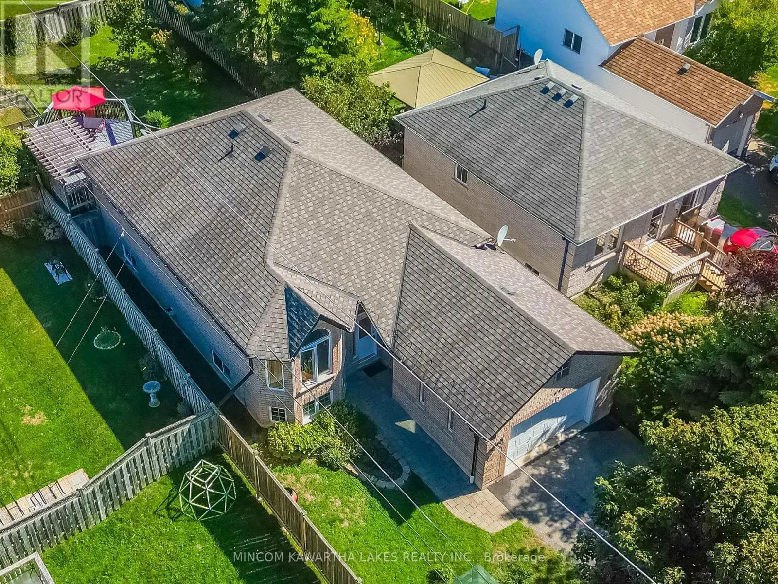 850 HEMLOCK STREET