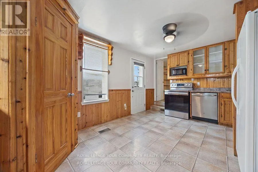 221 SAMUELSON STREET