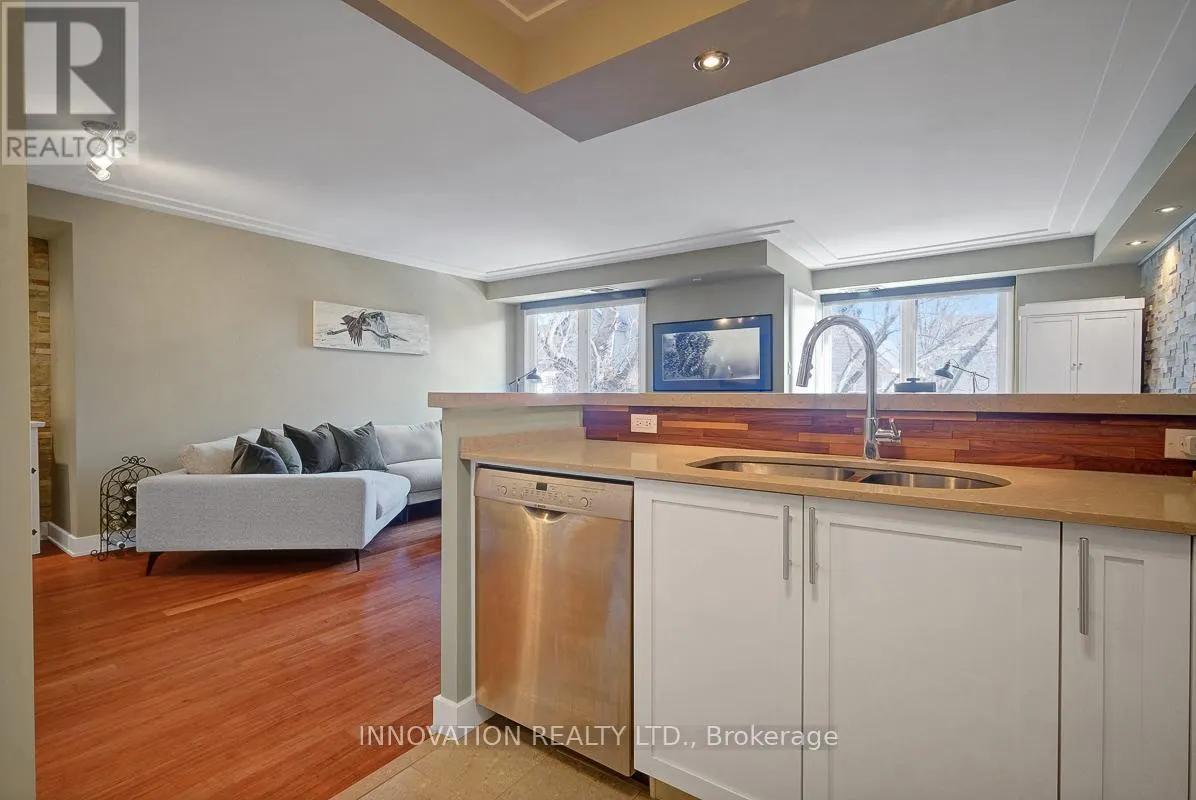 2C - 150 WAVERLEY STREET