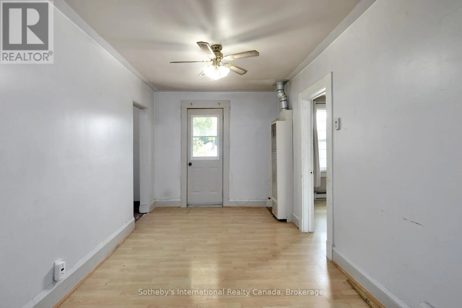 104 SYKES STREET S