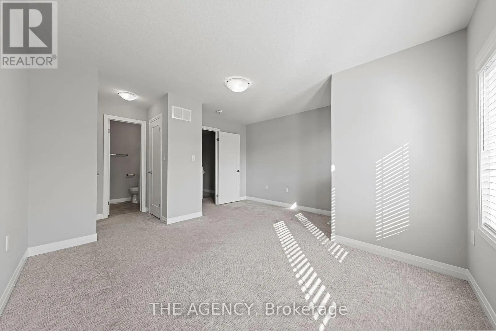 53 AQUARIUS CRESCENT
