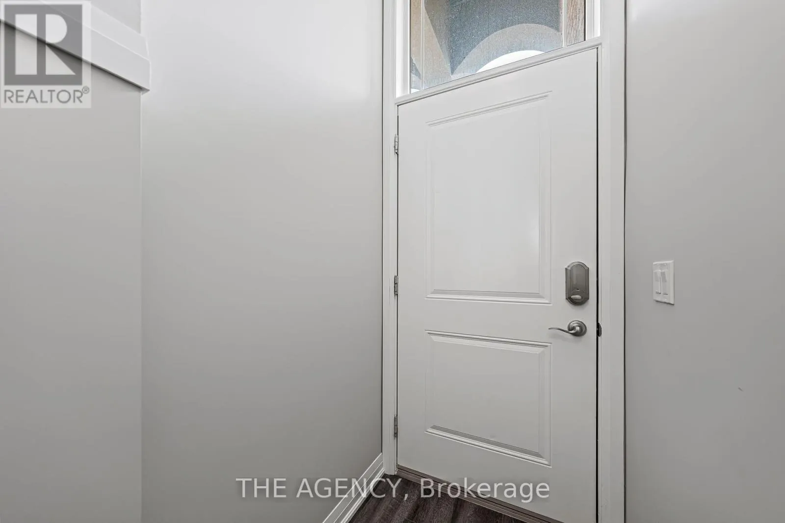 53 AQUARIUS CRESCENT