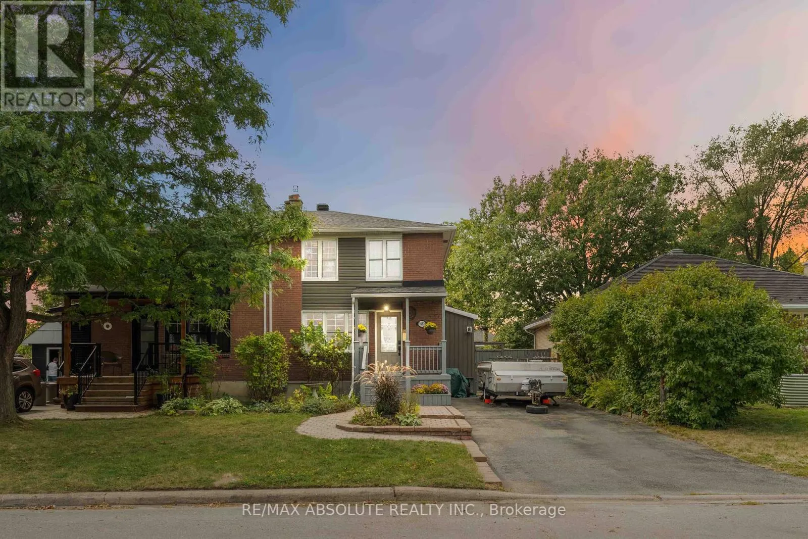 2492 CHASSEUR AVENUE