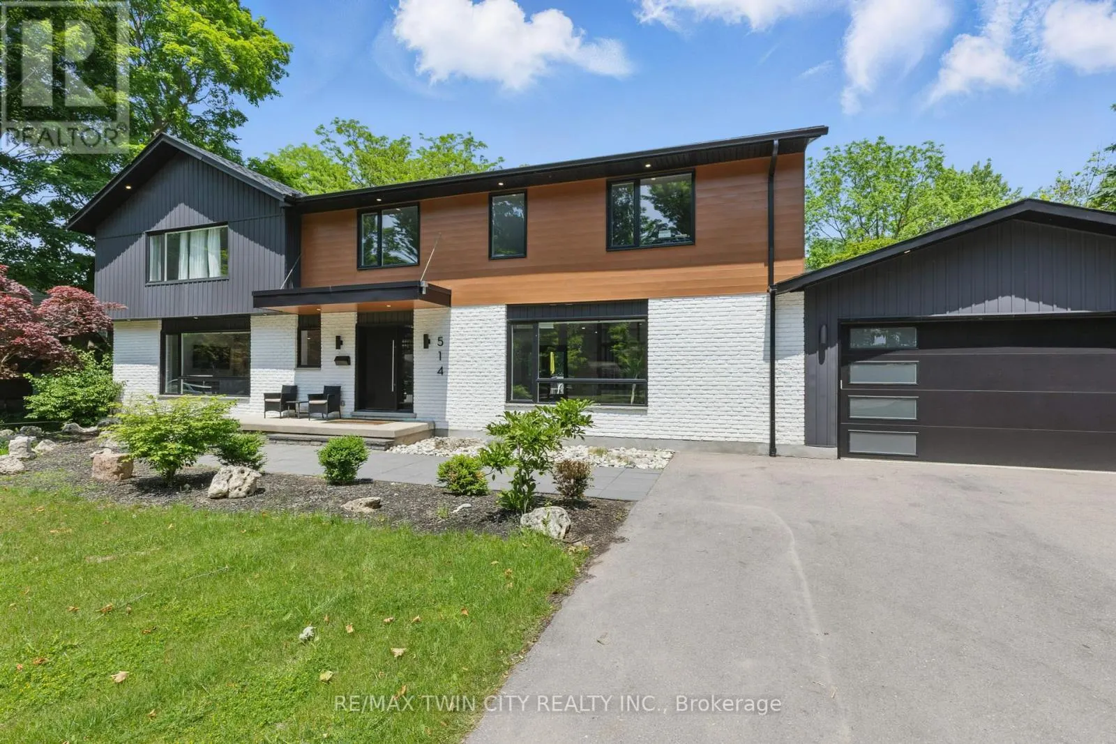 514 OXBOW ROAD