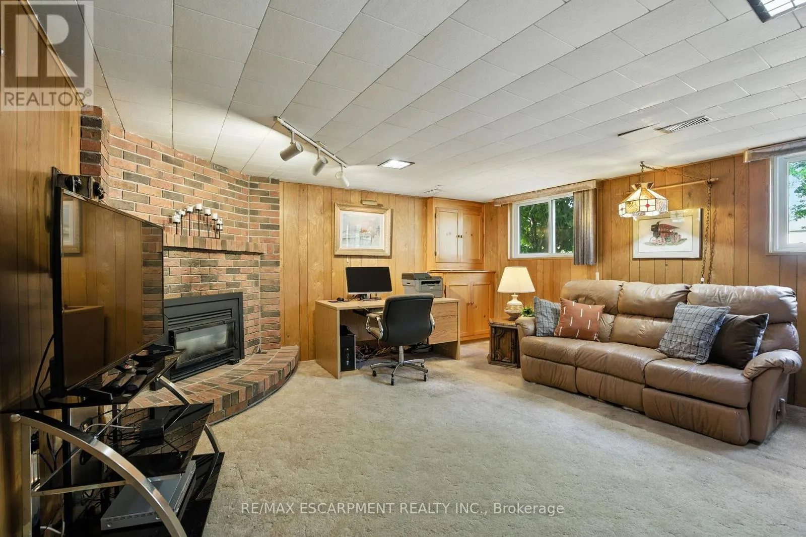 961 GARDEN LANE