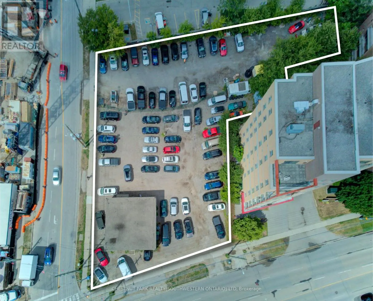 24-26 UNNIVERSITY AVENUE