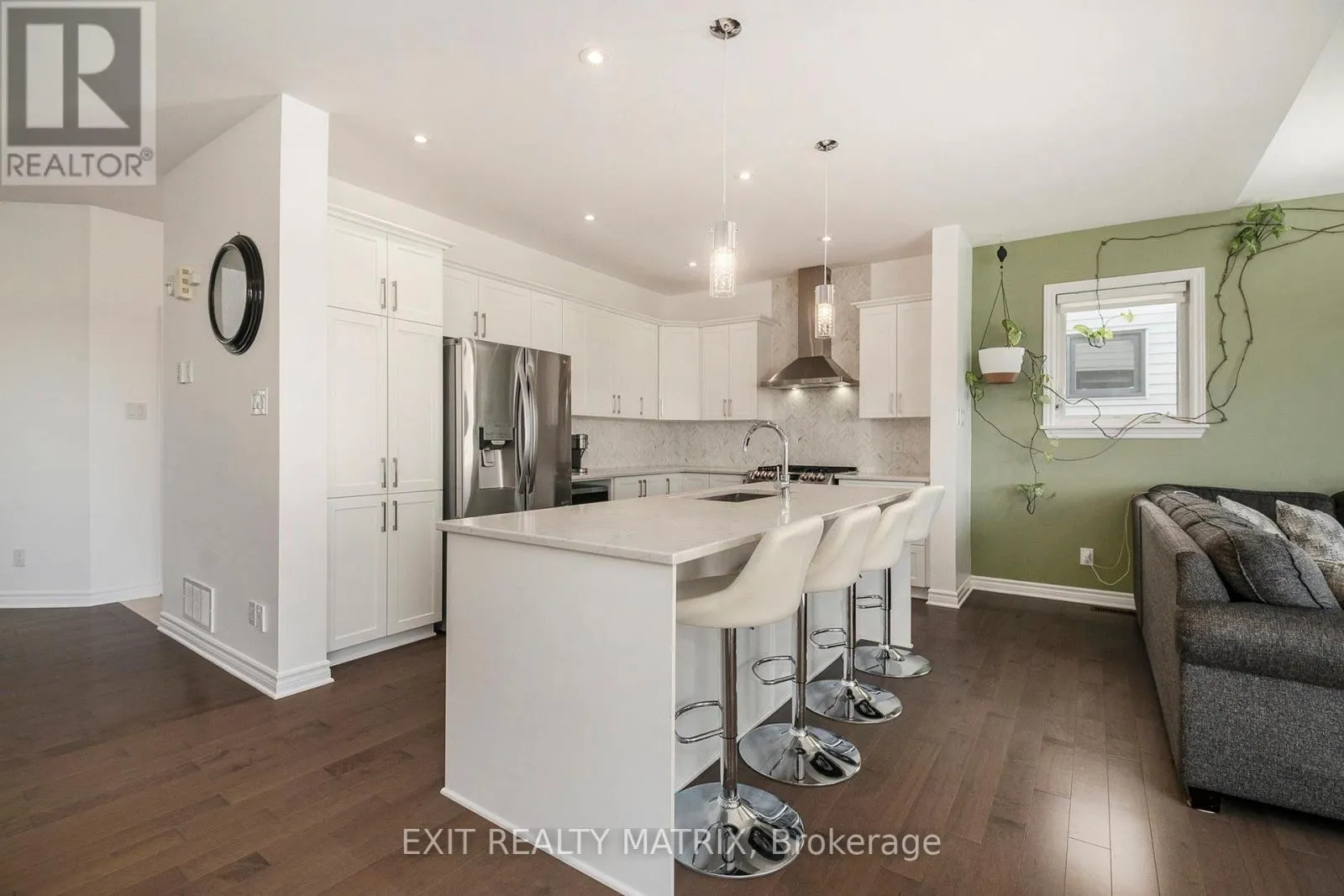 132 LYNN VALLEY TERRACE