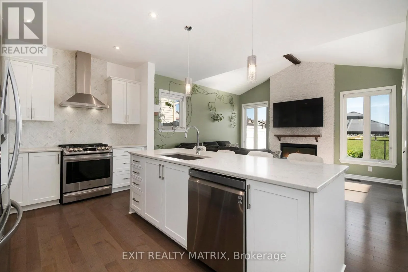 132 LYNN VALLEY TERRACE