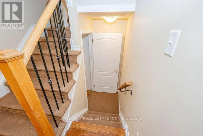 43 - 21 DIANA AVENUE