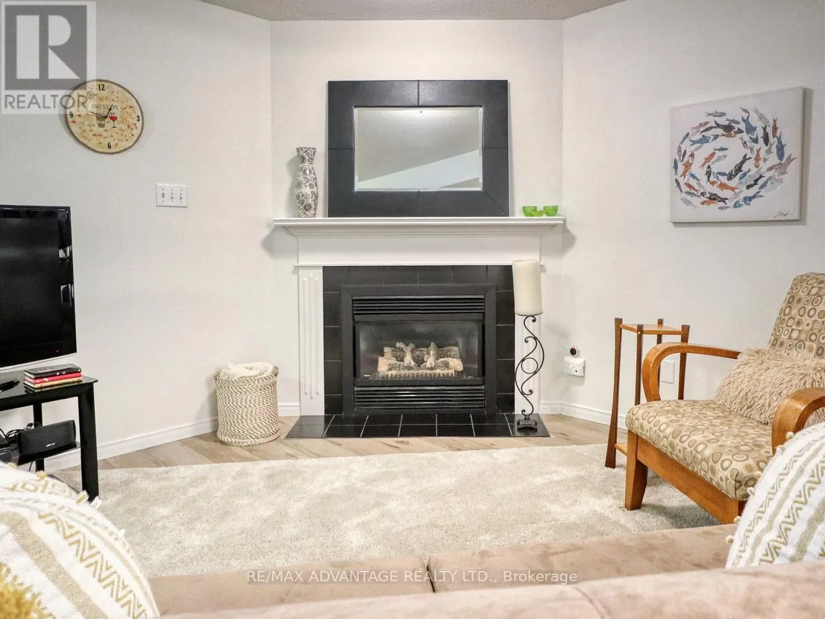 21 - 59 PENNYBROOK CRESCENT, #21