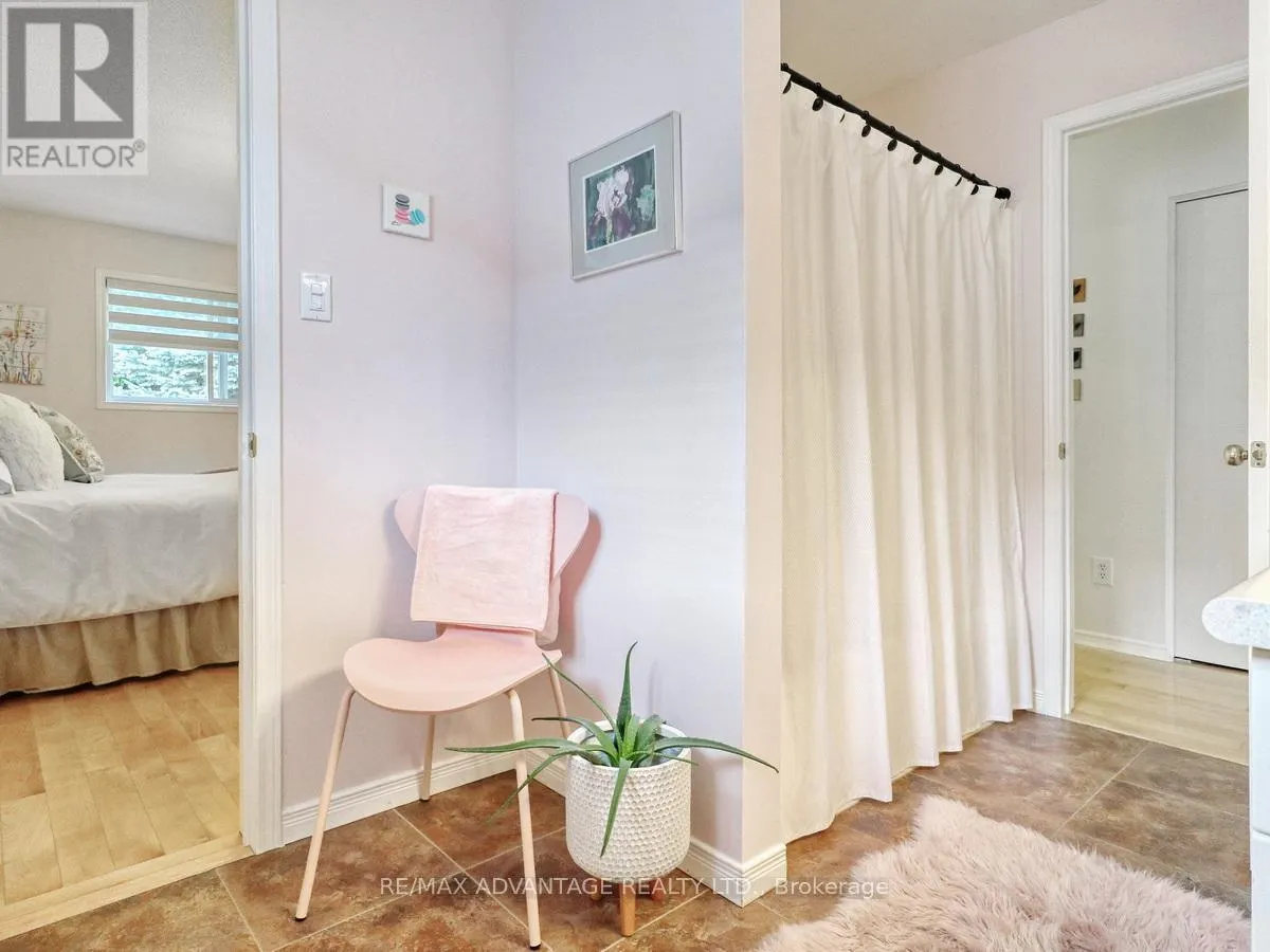 21 - 59 PENNYBROOK CRESCENT, #21