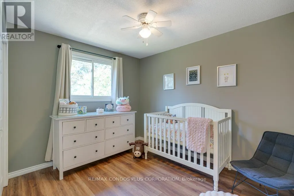 577 MACKECHNIE CRESCENT