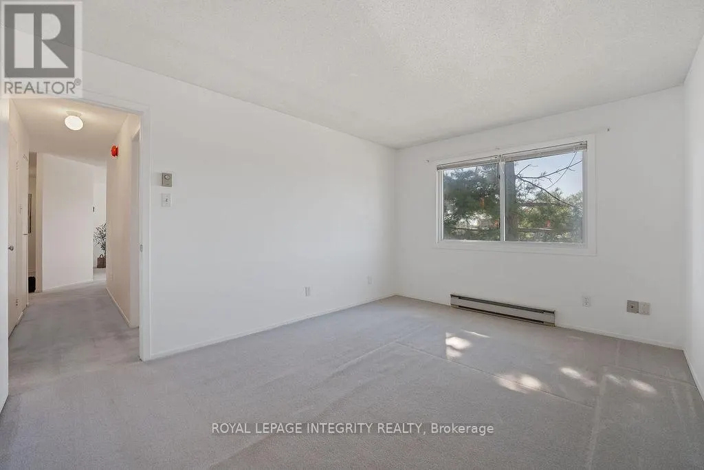 206 - 212 VIEWMOUNT DRIVE