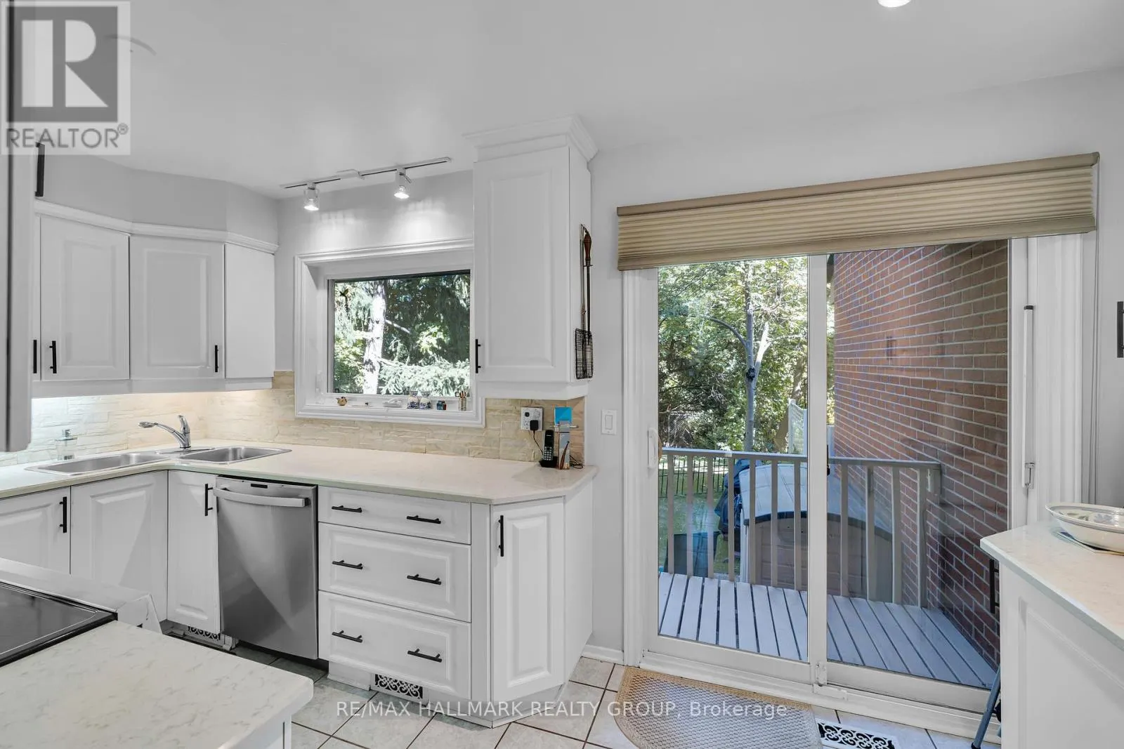1 - 60 GREENFIELD AVENUE