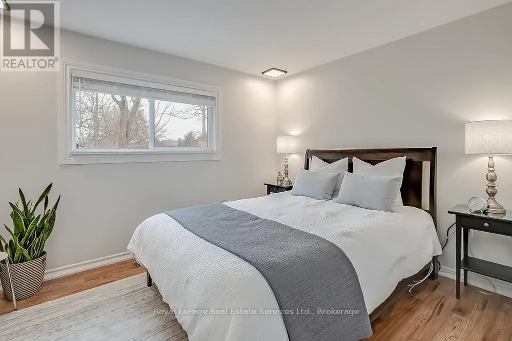 23 LORNE AVENUE