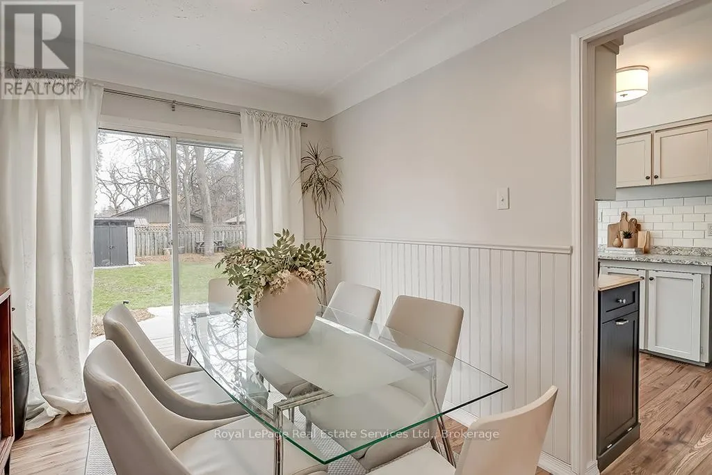 23 LORNE AVENUE