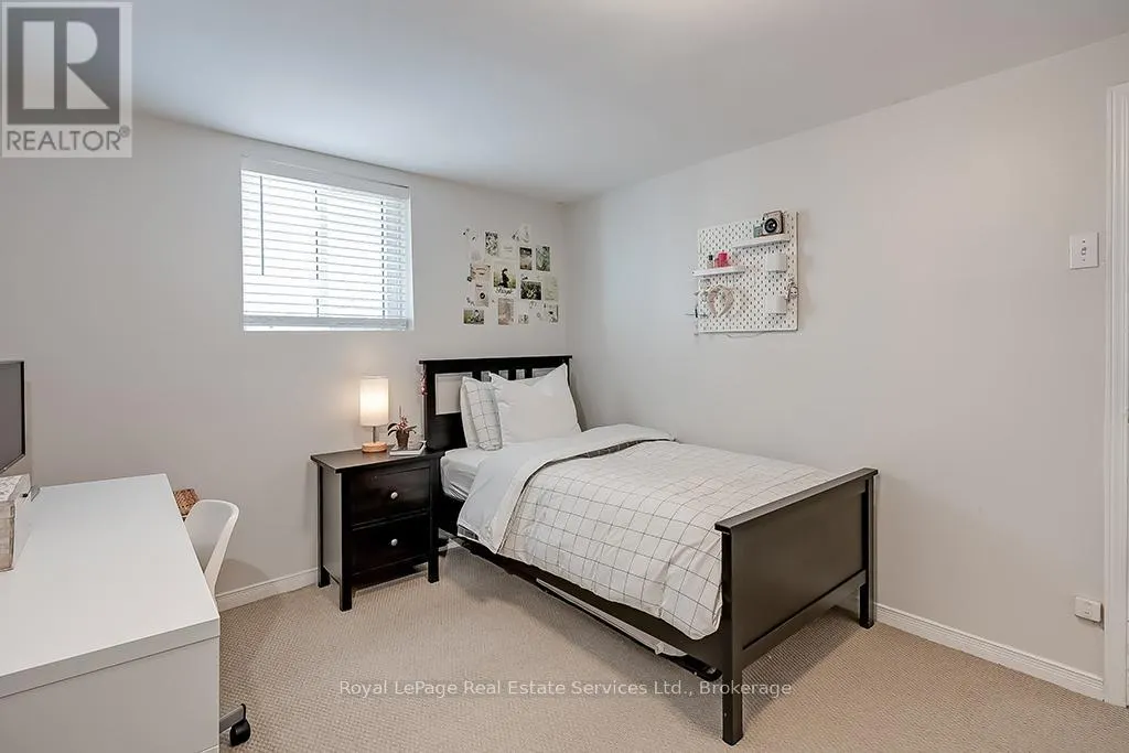 23 LORNE AVENUE