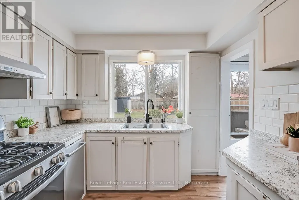 23 LORNE AVENUE